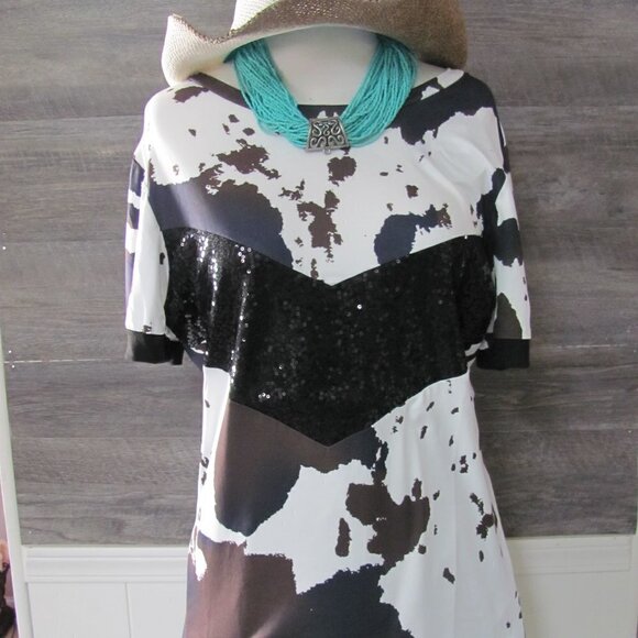 THE SEQUOYAH LADIES COWPRINT/SEQUINED T SHIRT - Picture 3 of 8